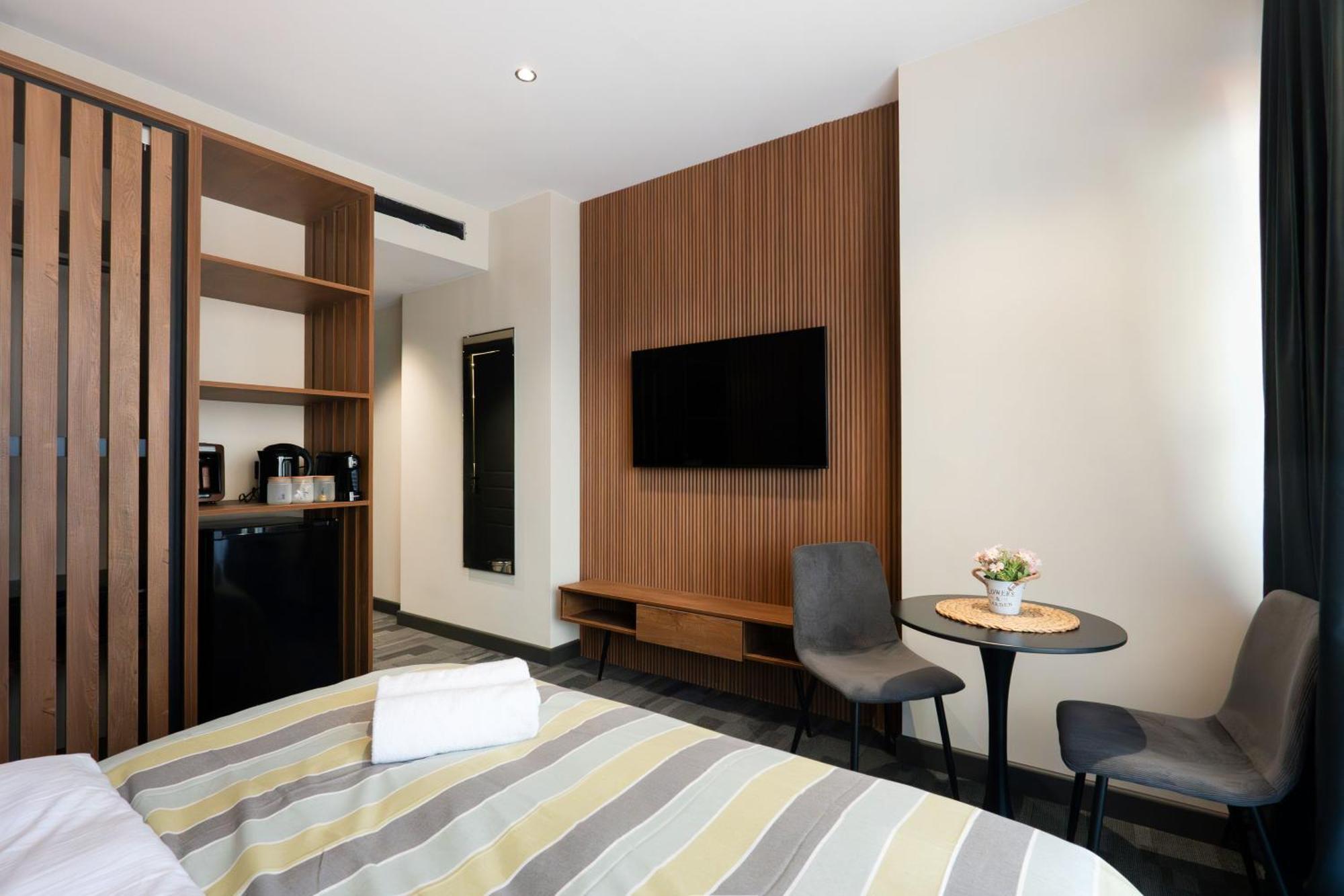 Nova Luxe Hotel & Residences باتومي المظهر الخارجي الصورة