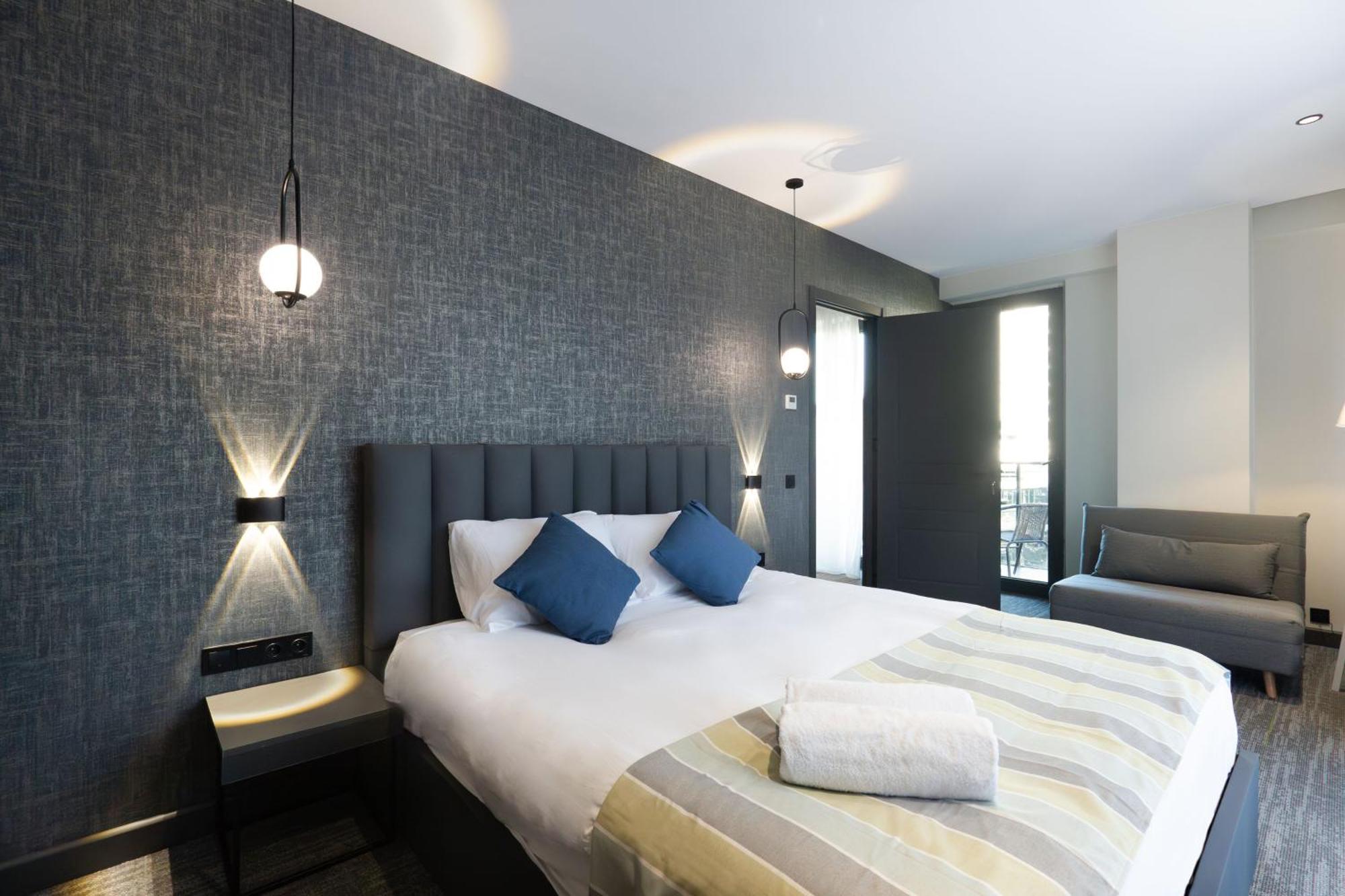 Nova Luxe Hotel & Residences باتومي الغرفة الصورة