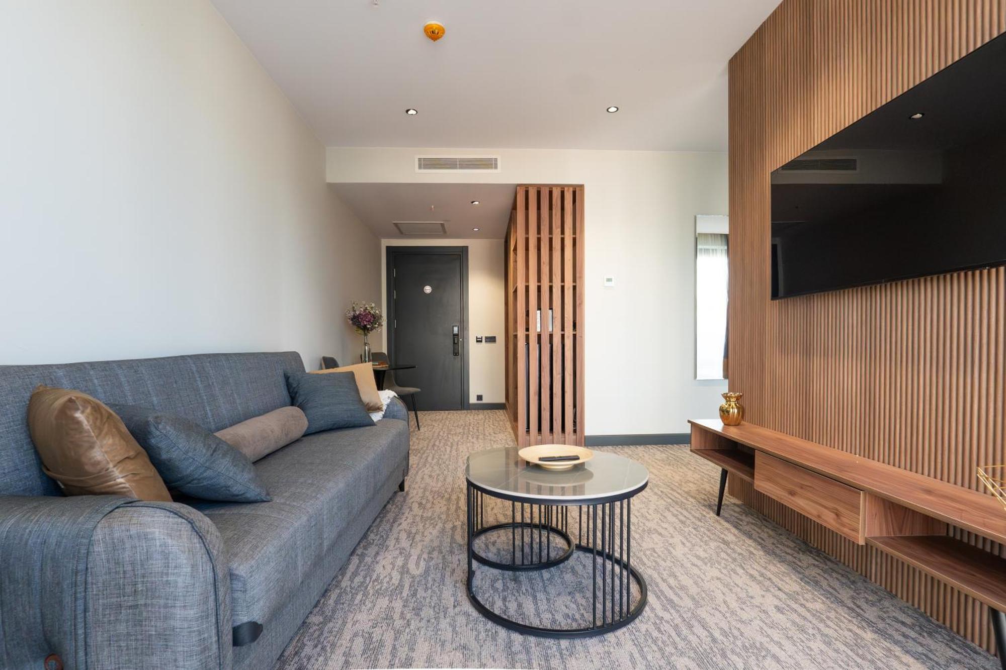 Nova Luxe Hotel & Residences باتومي المظهر الخارجي الصورة