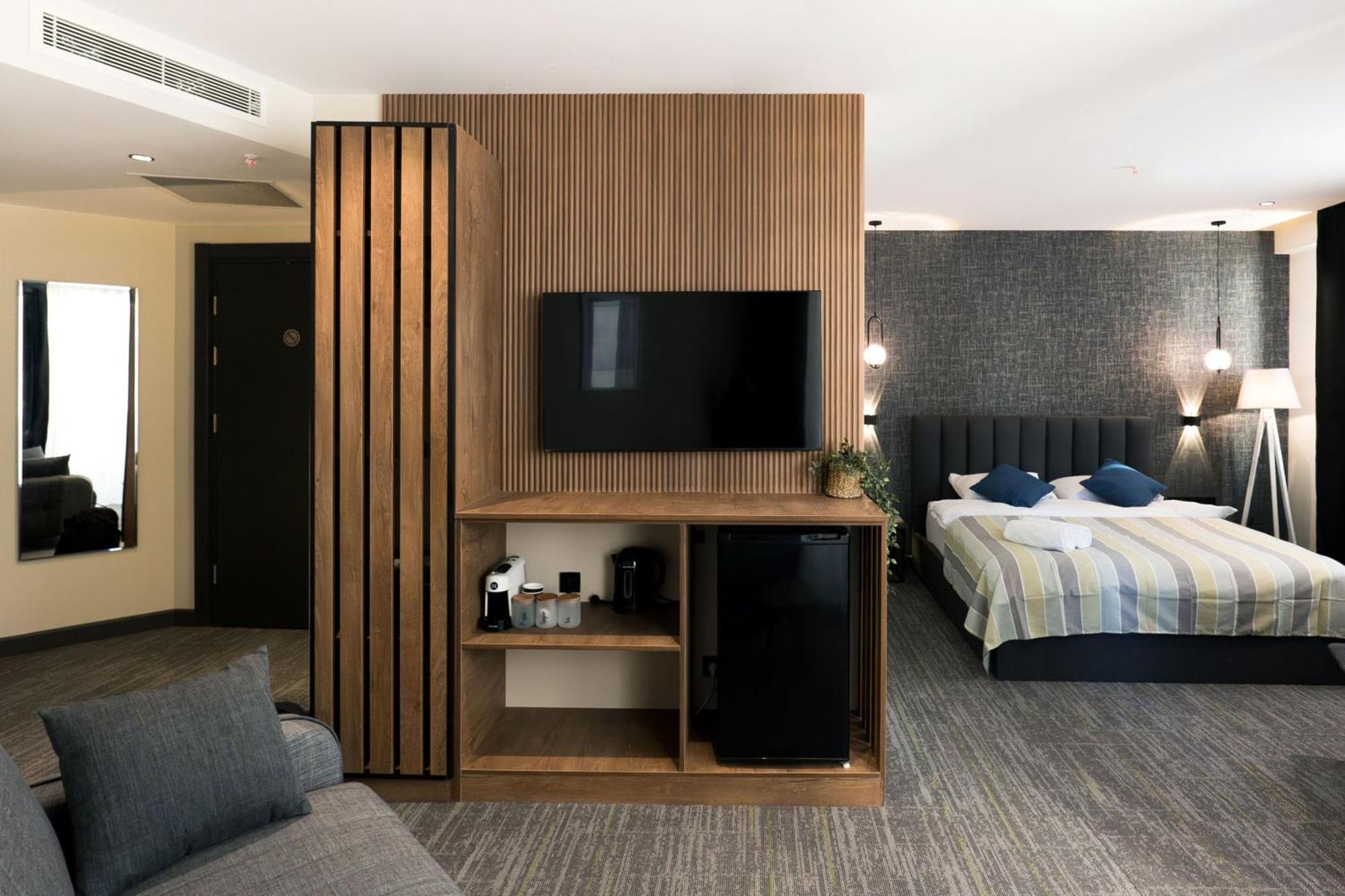 Nova Luxe Hotel & Residences باتومي المظهر الخارجي الصورة