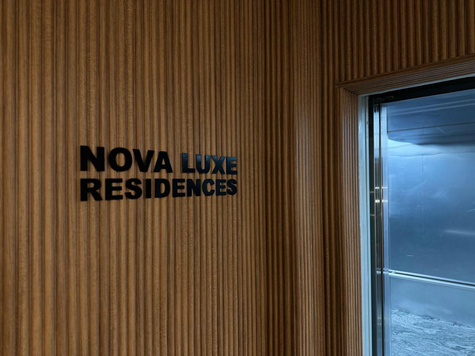 Nova Luxe Hotel & Residences باتومي المظهر الخارجي الصورة